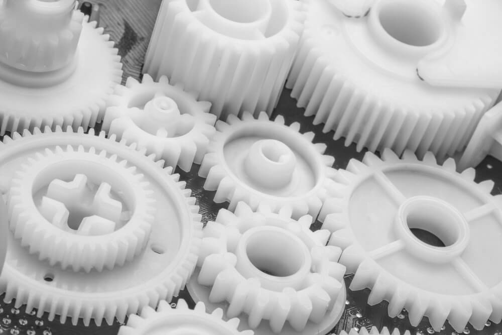 Nhựa UHMWPE và những ưu thế vượt trội về độ bền cùng chi phí gia công 2 Các giải pháp gia công thay thế hiệu quả cho UHMWPE
