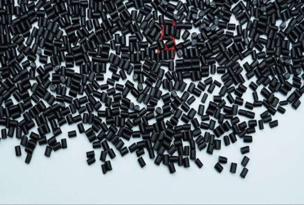 Polyamide là gì và những ứng dụng thực tiễn nổi bật nhất hiện nay