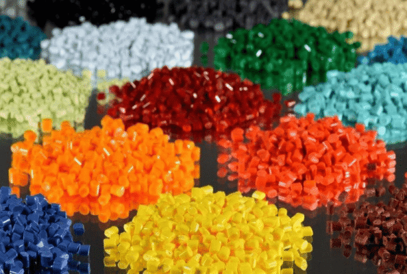 Nhựa Polyester giải pháp vật liệu bền vững đầy tiềm năng cho tương lai