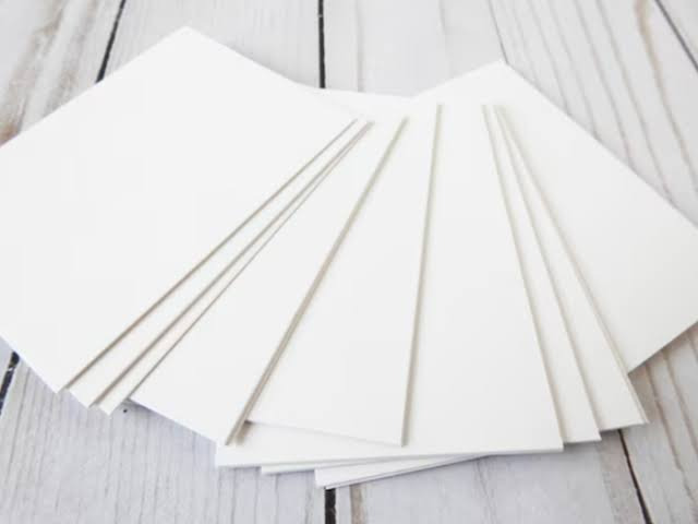 Giấy Bristol và những ứng dụng thiết kế sáng tạo đầy ấn tượng 2 Đánh giá đặc tính kỹ thuật của giấy Bristol