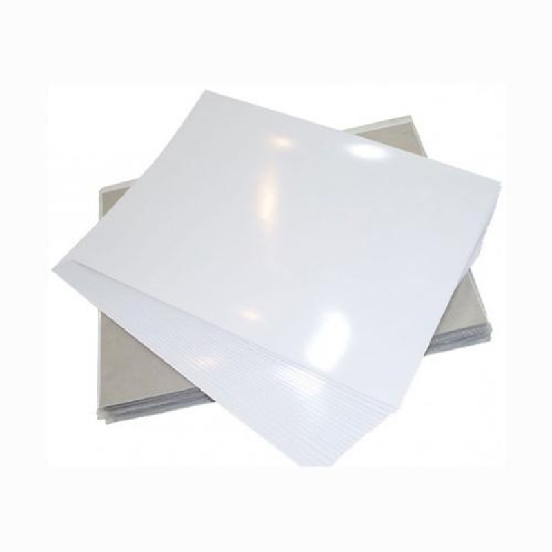 Giấy decal bóng là gì và kinh nghiệm chọn mua hiệu quả nhất 2 Đặc tính cấu tạo và kỹ thuật bề mặt