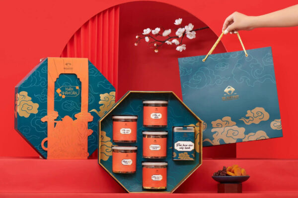 Hộp giấy đựng mứt Tết sang trọng tinh tế cho xuân thêm trọn vẹn