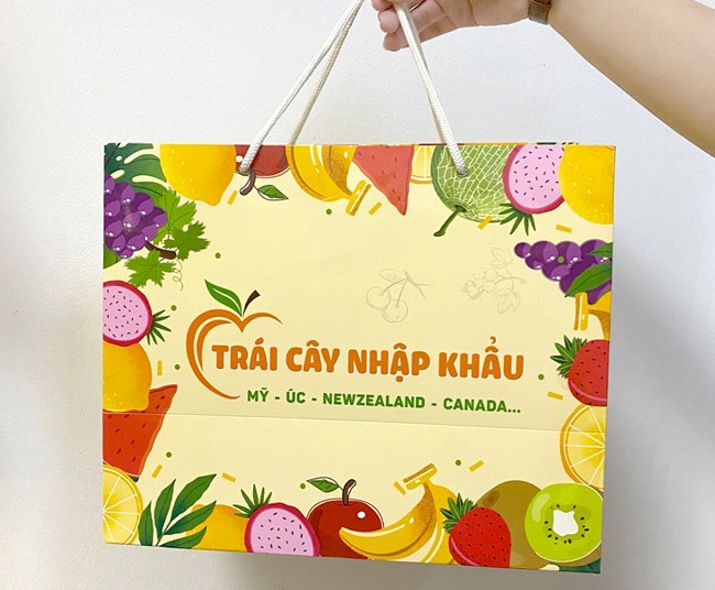 In túi giấy đựng quà giúp món quà của bạn thêm tinh tế và ấn tượng 2 Phân loại quy cách kích thước túi giấy quà tặng phổ biến